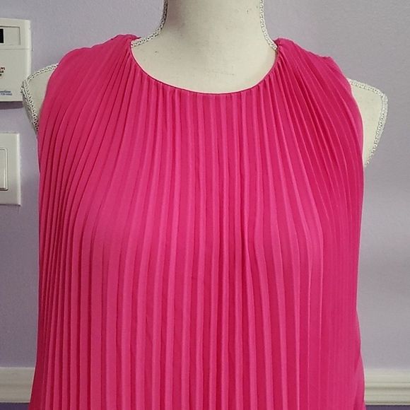 J. Crew Barbie Pink Accordion Pleated Elegant Event Sleveless Babydoll Top - Picture 2 of 8